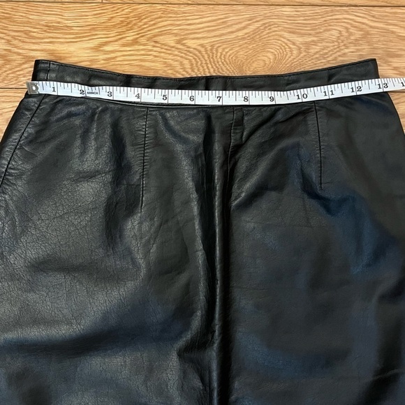 Danier Sport Vintage Leather Midi Skirt - Picture 6 of 8